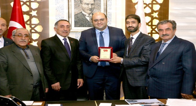 'Aziziye'de muhtar dostu bir başkan var'