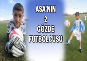 Biri atacak, biri tutacak