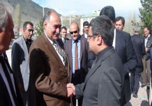 Yılmaz: ‘Önce demokrasi'