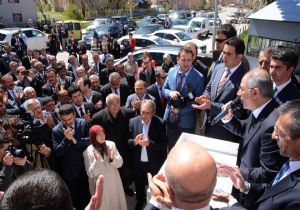 ‘AK Lügatte ilk kelime hizmettir'