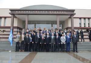 ATAÜNİ Türk Keneşi'ne başkanlık etti