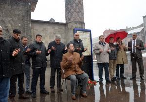 'Yaramızı deşmeyin'