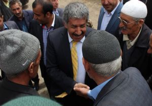 Fırat: ‘Halka hizmet boynumuzun borcu'