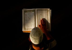 Hz. Ömer ve Hz. Ali'nin (ra) okumadan yatmadığı sûre