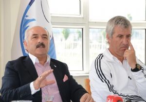 Kıraç Erzurumspor'un yol haritasını açıkladı