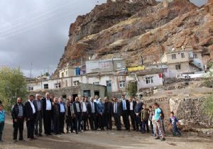 Taşkesenlioğlu: ‘Milletimizin hizmetkarıyız'