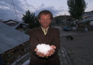 2 ilçeyi dolu vurdu, ekipler iş başında