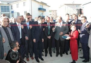 Yunus Emre'de çifte bayram