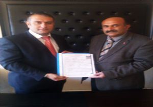 Özcan, yeniden aday adayı oldu