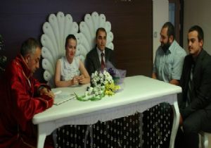 Erzurum'da bin 180 çift evlendi