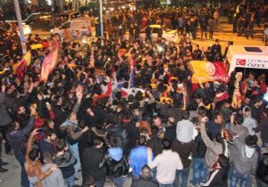 Erzurum'da GS'lılardan galibiyet gösterisi
