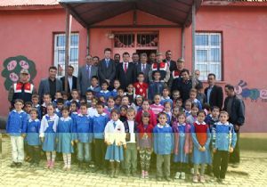 Jandarma Otlukapı İ.Ö. Öğrencilerini sevindirdi