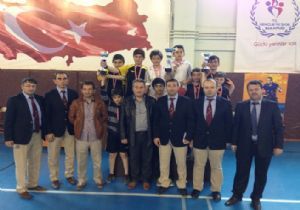 Küçükler Masa Tenisi Grup maçları Erzurum'da