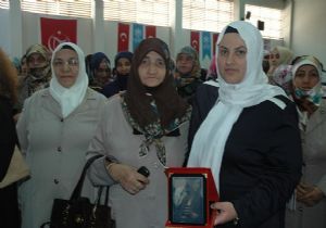 Kıyafet Nine'den azim örneği