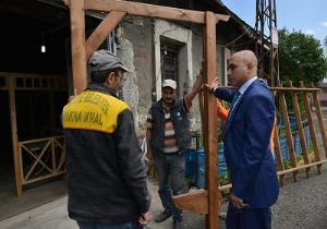 Korkut:'Sanatkar, sanatından taviz vermemeli'