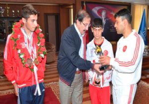 Palandöken'in sporcuları göğsümüzü kabartıyor