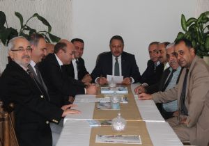 Memur Sen'den Sağduyu Çağrısı