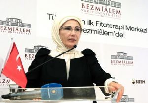 Emine Erdoğan'dan ‘Barış iklimi vurgusu'