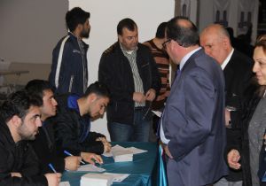 STK'lar AK Parti adayları için oy kullandı