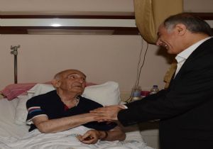 Ala Turgutcan'ı ziyaret etti