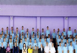 HTEM'de mezuniyet sevinci