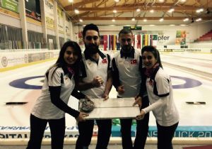 Curling'te büyük başarı