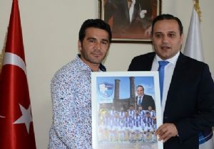 Erzurumspor'a ‘Marşlı' destek