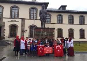 Minik Dadaşlar Cumhuriyet coşkusunu paylaştılar