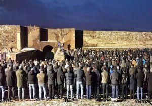 Erzurum Kalesi'nden niyazlar yükseldi