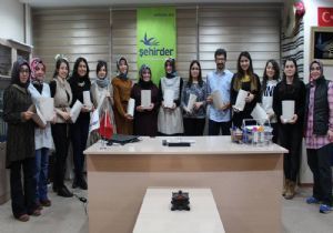 Şehirder'den ‘Naylon Aşkı, Öldürür' kampanyası