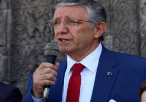 Ceylan: ‘Tarihi saptırıyorlar!'