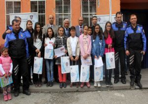 Karne hediyesi Polislerden