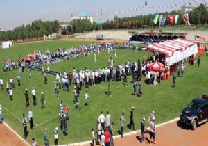 Dadaşlar Güreş Şöleni'nde buluştu