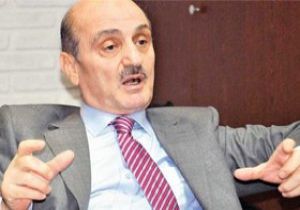 Hem bakanlıktan hem milletvekilliğinden istifa etti