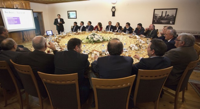 ATAÜNİ'de ekonomi gündemi