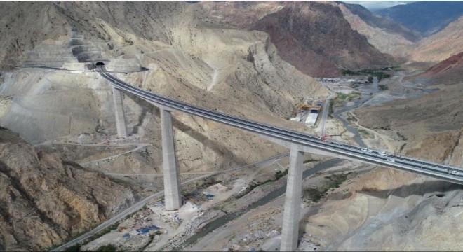 Artvin - Erzurum yolunun yüzde 91'i tamamlandı