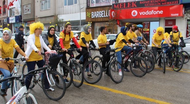 Arılar Günü'nü bisikletle kutladılar