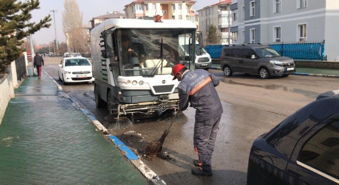 Aziziye'de bahar temizliği