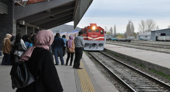 Doğu Ekspresi'nde bayram yoğunluğu