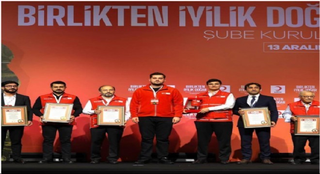 Erzurum Kızılay'a üç ödül