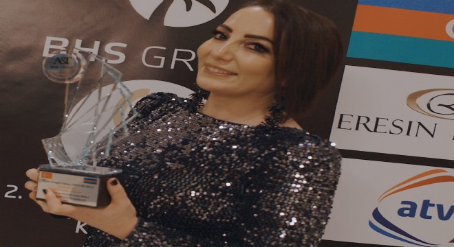 Erzurumlu'ya 'Yılın En İyi Güzellik Uzmanı' ödülü