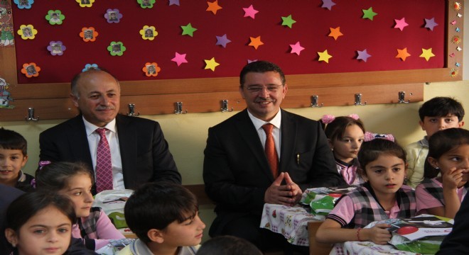 Erzurum'da 160 bin öğrenci ders başı yaptı