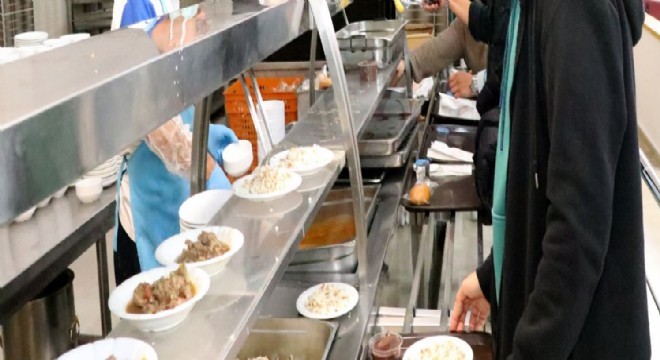 Erzurum'da öğrencilere ücretsiz yemek uygulaması