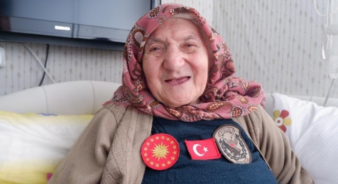 Erzurum'un asırlık ninesi son yolculuğuna uğurlandı