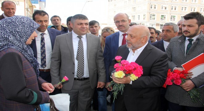 Hak-İş Erzurum'u tercih etti