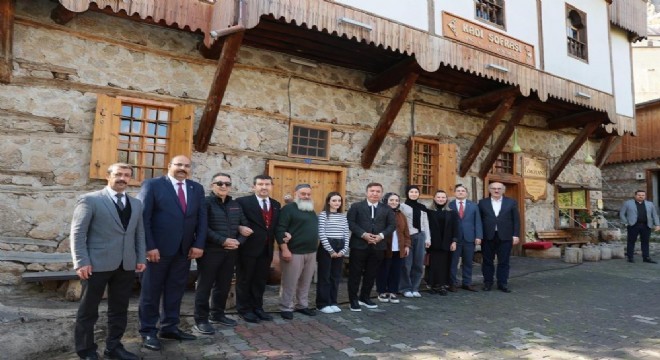 Nurettin Topçu anısına felsefe okulu açıldı
