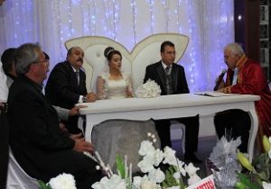 Pak Ailesinin mutlu günü