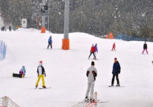 Palandöken'de kar kalınlığı 1 metreye ulaştı