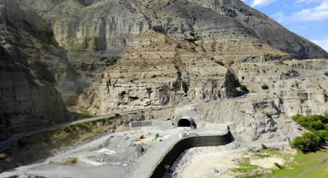 Pirinkayalar Tüneli'nde ışık göründü