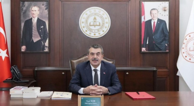 Tekin: 'Cumhuriyet Türk Milletinin ortak değeridir'